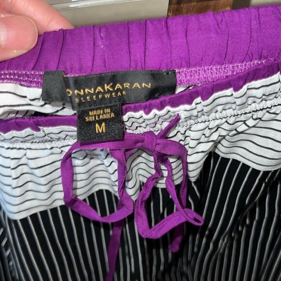 DONNA KARAN Sleepwear Set Tank Top & Shorts Size Medium Black White Purple NWT - Picture 6 of 8